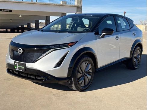 Used 2023 Nissan Ariya Engage e-4ORCE - AWD image 3