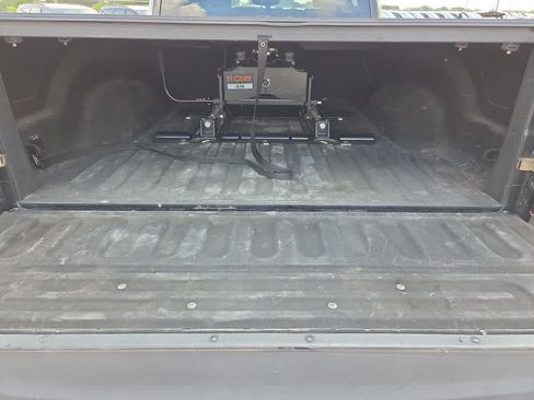 Used 2017 RAM 2500 Tradesman w/ Chrome Appearance Group AWD/4WD image 25