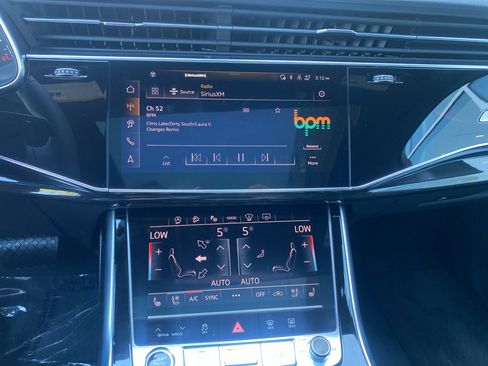 New 2025 Audi Q7 3.0T Prestige image 22