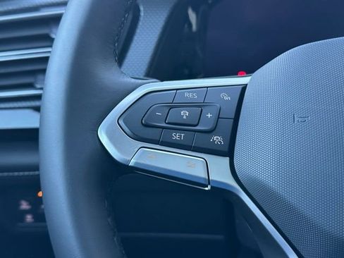 New 2026 Volkswagen Atlas Cross Sport SEL Premium R-Line image 39