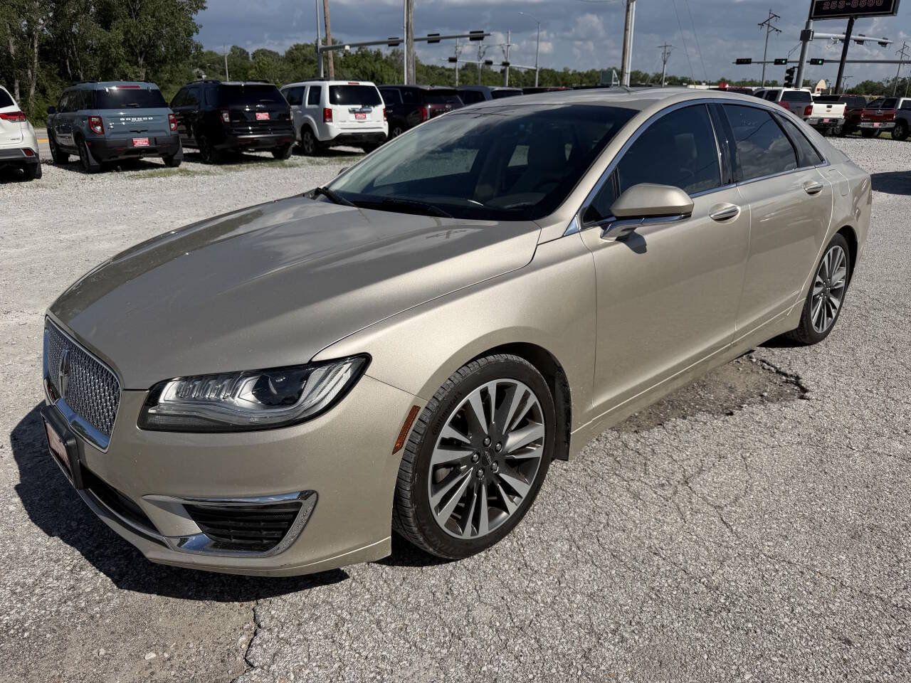 Used 2017 Lincoln MKZ Reserve w/ Climate Package FWD image 7