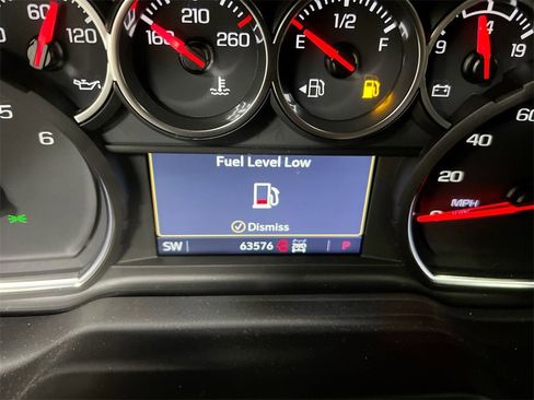 Used 2021 Chevrolet Tahoe Z71 w/ Luxury Package image 13