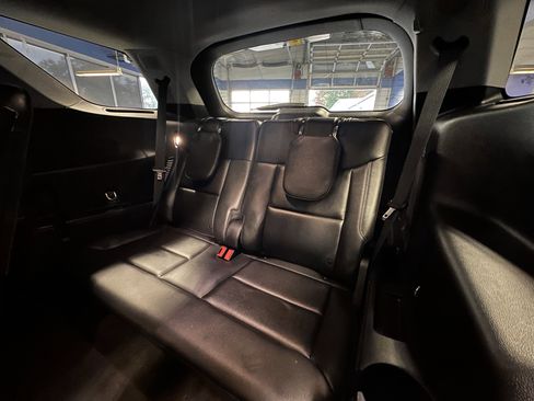 Used 2022 Ford Explorer Limited w/ Equipment Group 301A image 21