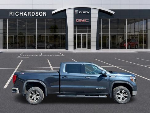 Used 2019 GMC Sierra 1500 SLE w/ X31 Off-Road Package AWD/4WD image 7