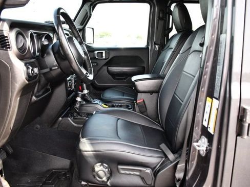 Used 2018 Jeep Wrangler Unlimited Sport S AWD/4WD image 19