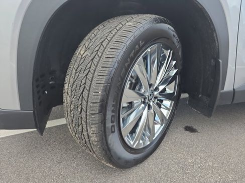 Used 2024 Toyota Grand Highlander Platinum image 34