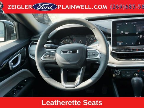 Used 2023 Jeep Compass Limited w/ Sun and Sound Group AWD/4WD image 13