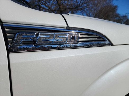 Used 2013 Ford F250 Lariat w/ Lariat Ultimate Pkg image 16