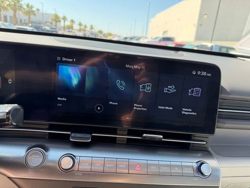 Used 2025 Hyundai Kona SEL AWD/4WD image 26