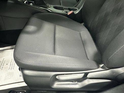 Used 2026 Toyota Corolla LE FWD image 13