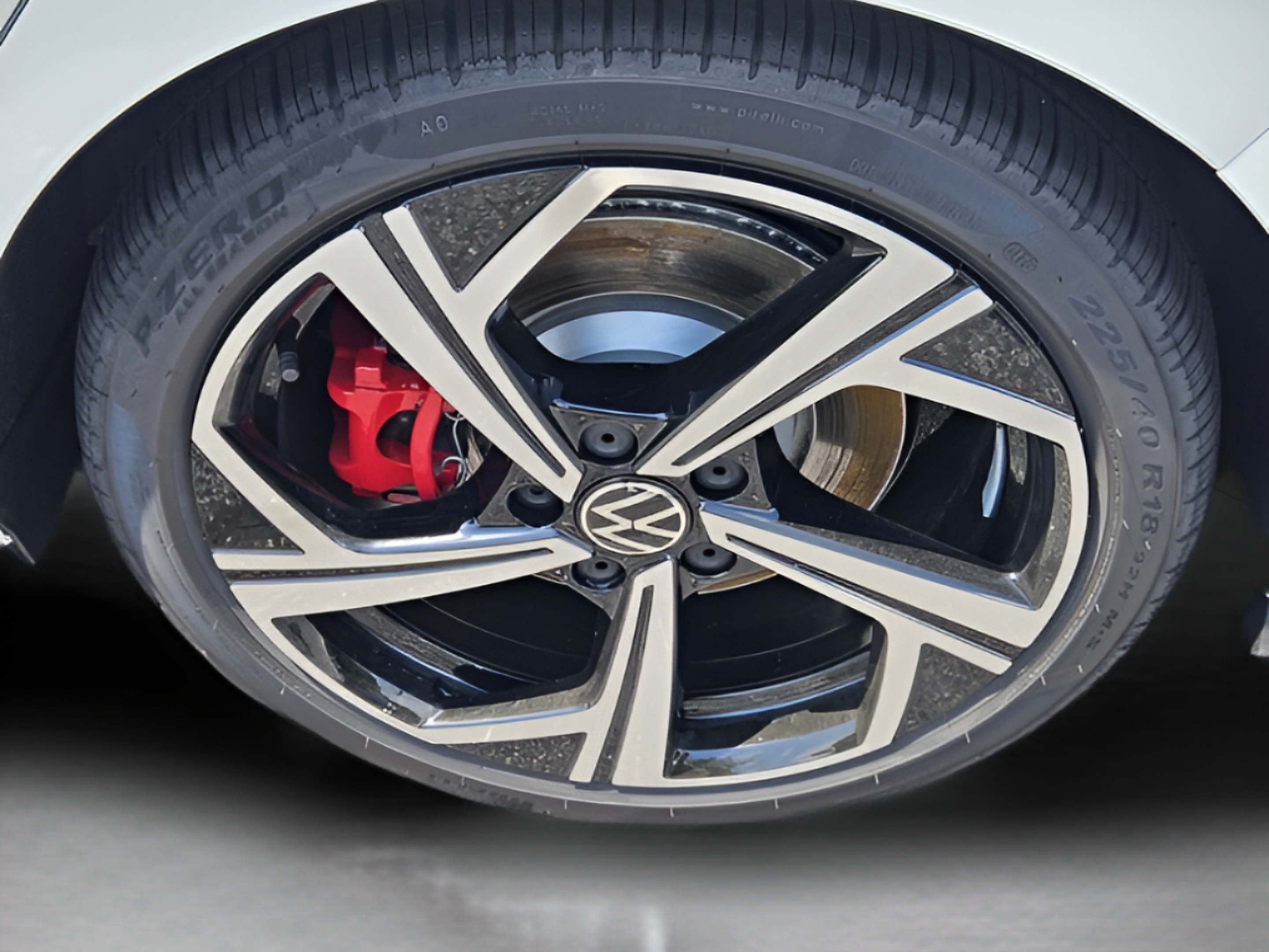 New 2026 Volkswagen GTI SE FWD image 23