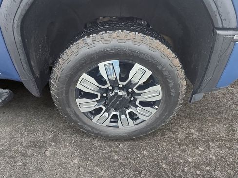 Used 2025 GMC Sierra 3500 Denali w/ Denali Reserve Package AWD/4WD image 9