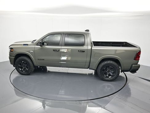 New 2026 RAM 1500 4x4 Crew Cab image 34