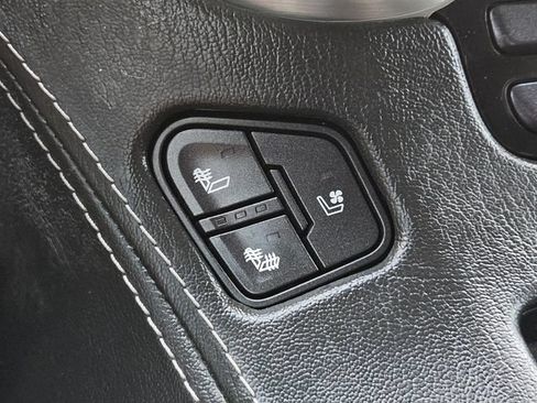 Used 2017 GMC Yukon SLT w/ HD Trailering Package RWD image 18