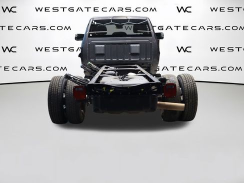 Used 2022 RAM 3500 Tradesman image 7