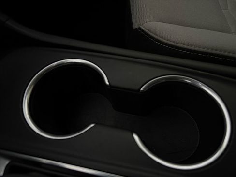 Used 2020 Chevrolet Equinox LS image 11