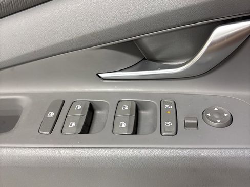 Used 2025 Hyundai Elantra Sport FWD image 4