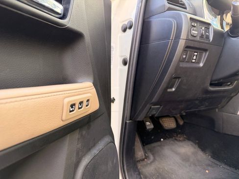 Used 2016 Toyota 4Runner Limited image 15