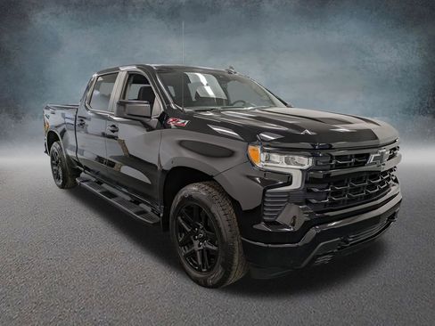 Used 2023 Chevrolet Silverado 1500 RST image 3