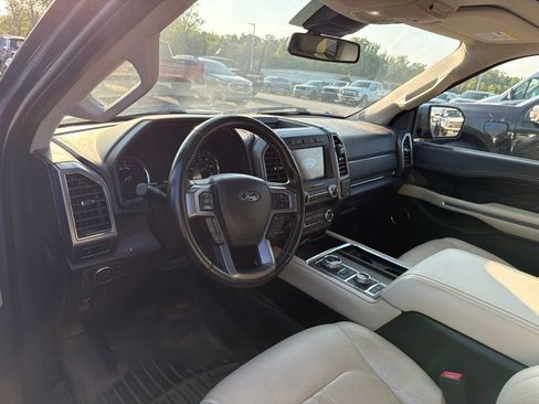 Used 2020 Ford Expedition Platinum AWD/4WD image 7