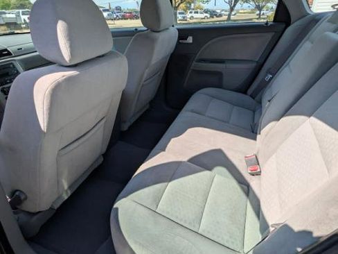 Used 2005 Ford Five Hundred SE image 11
