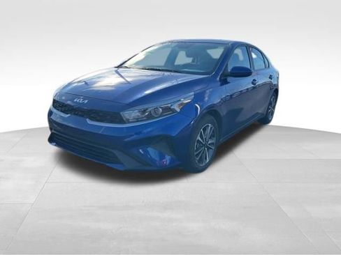 Certified 2024 Kia Forte LXS image 4