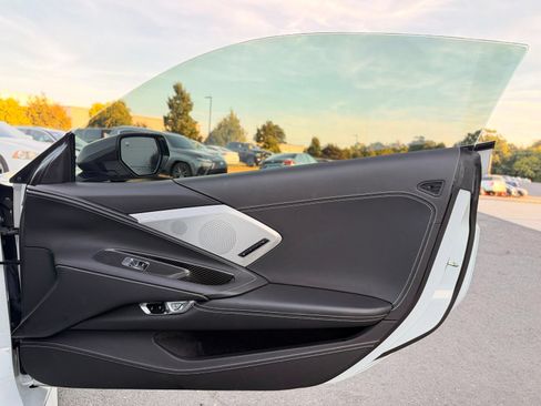 Used 2021 Chevrolet Corvette Stingray Premium Cpe w/ Z51 Performance Package RWD image 39