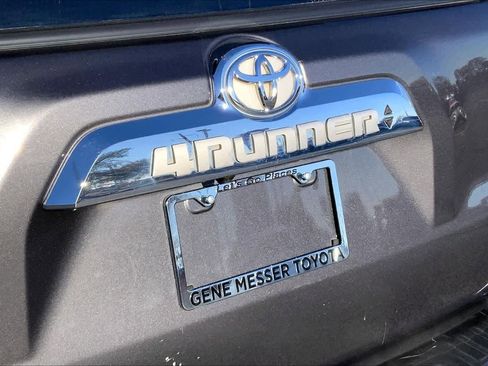 Used 2021 Toyota 4Runner Limited image 31