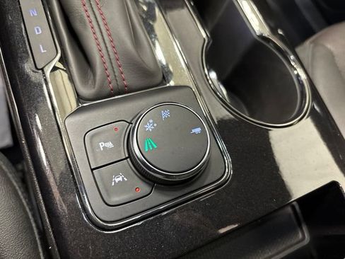 Used 2022 Chevrolet Blazer RS w/ Enhanced Convenience Package FWD image 35