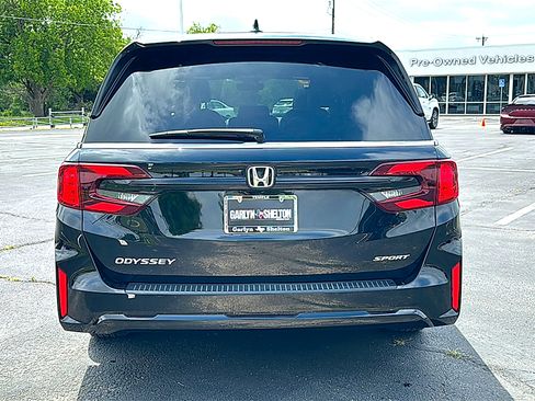 Used 2025 Honda Odyssey Sport-L image 7