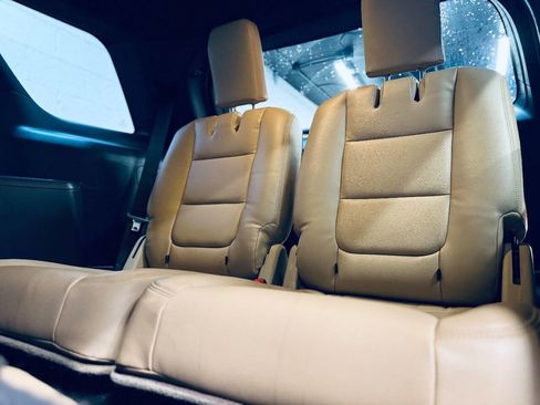 Used 2016 Ford Explorer FWD image 11