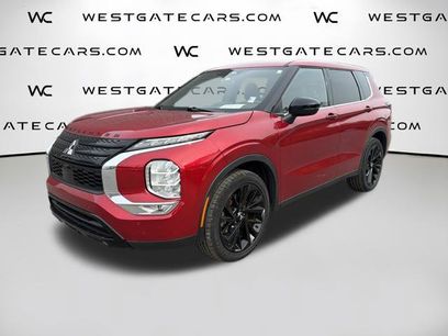 Used 2023 Mitsubishi Outlander SE Black Edition