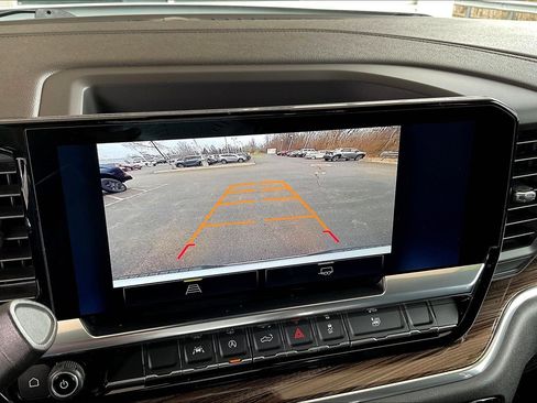 Used 2023 Chevrolet Silverado 1500 LT image 15