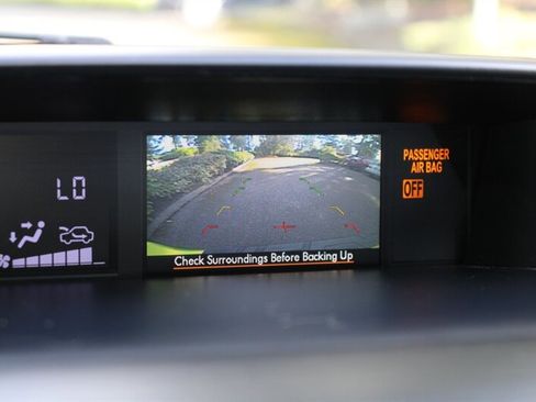Used 2014 Subaru Crosstrek Touring image 9