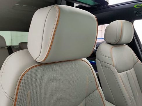 Used 2024 Audi Q8 e-tron Prestige w/ Prestige Package AWD/4WD image 35