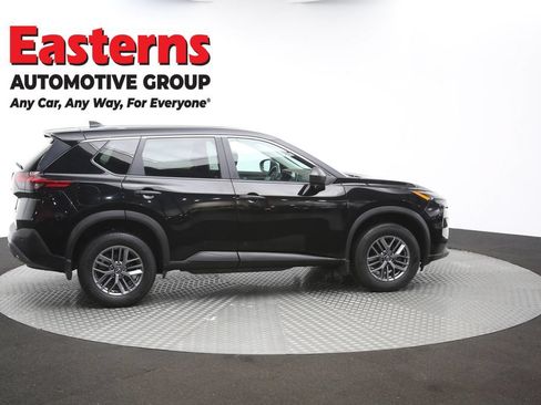 Used 2023 Nissan Rogue S AWD/4WD image 39