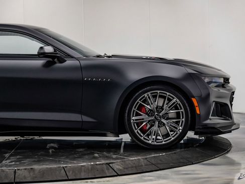 Used 2024 Chevrolet Camaro ZL1 RWD image 30