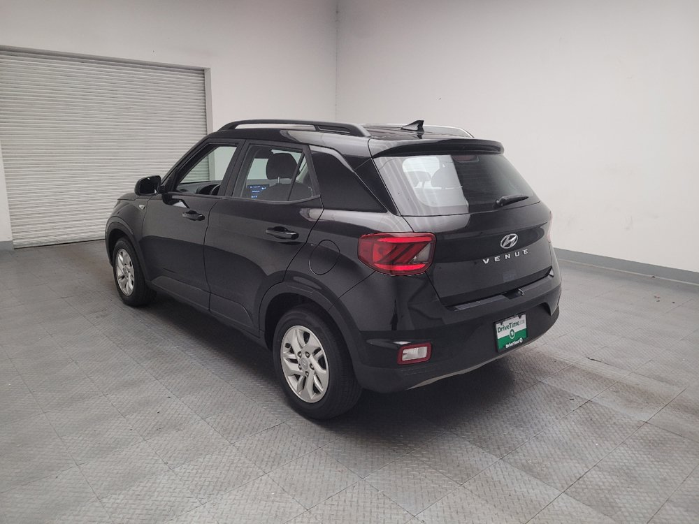 Used 2020 Hyundai Venue SEL w/ Convenience Package FWD image 5