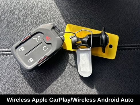 Used 2023 GMC Terrain SLT image 34