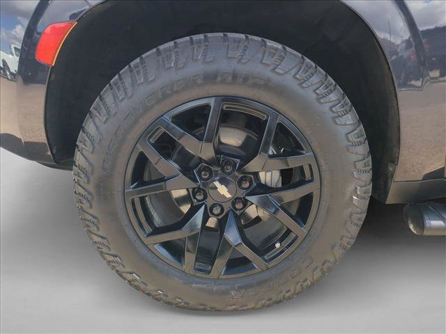 Used 2022 Chevrolet Tahoe Z71 w/ Luxury Package AWD/4WD image 23