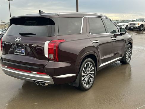 Used 2024 Hyundai Palisade Calligraphy image 13