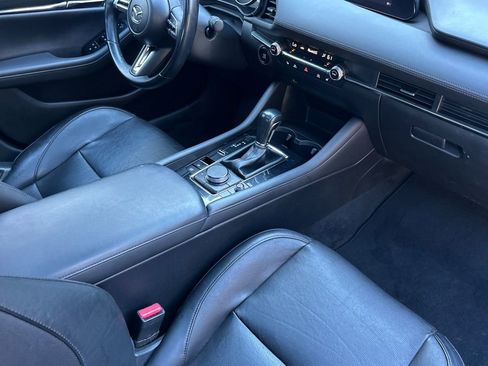 Used 2020 MAZDA MAZDA3 Hatchback w/ Premium Package image 15