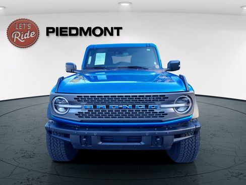 Used 2025 Ford Bronco Badlands AWD/4WD image 2