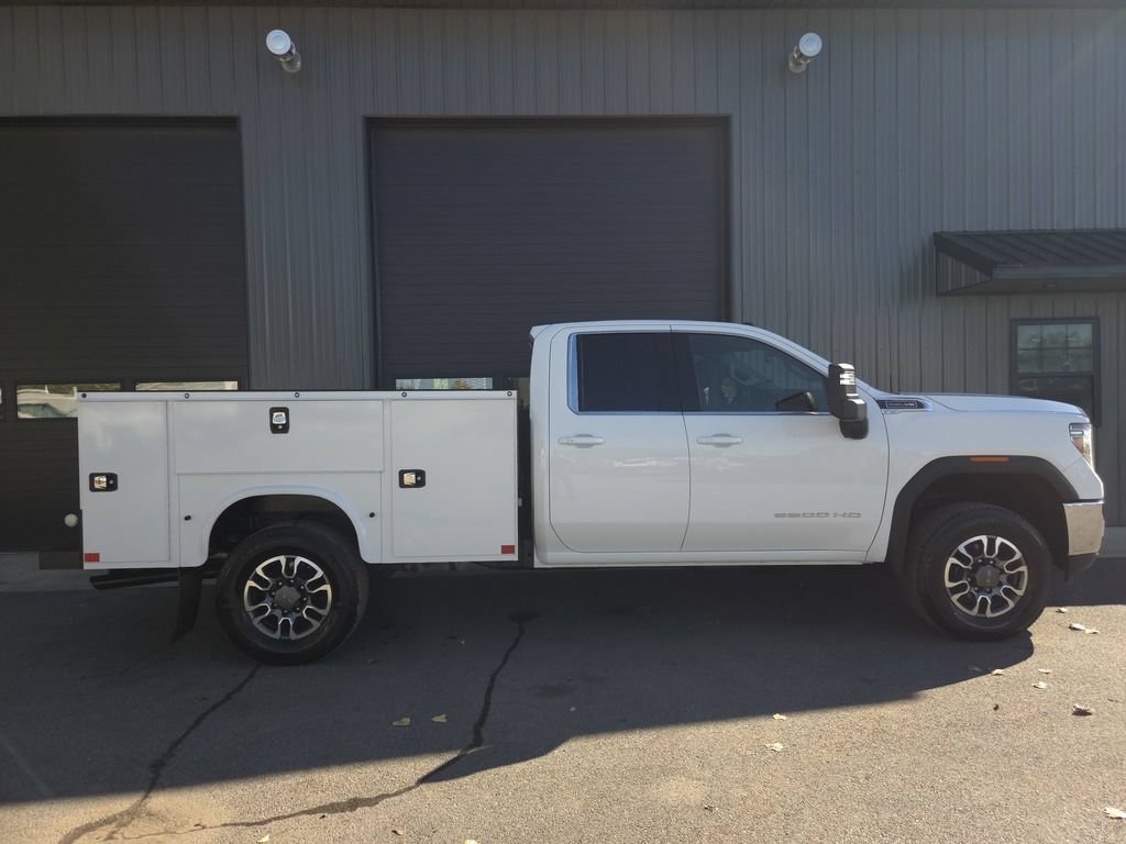 Used 2022 GMC Sierra 3500 SLE w/ SLE Convenience Package AWD/4WD image 5