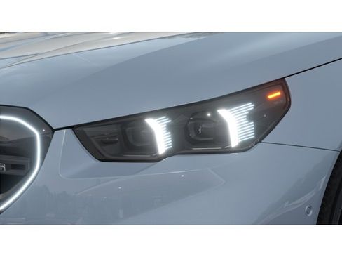 New 2026 BMW M5 Touring image 6