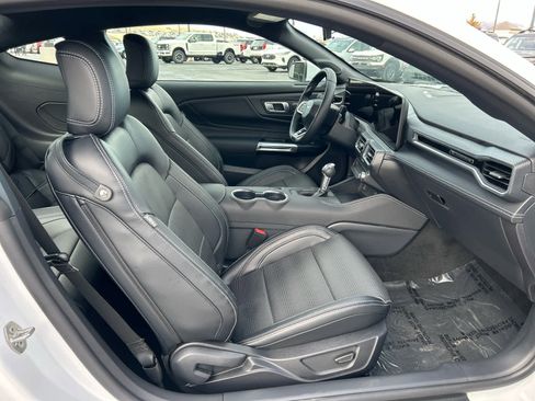 New 2026 Ford Mustang Premium image 19