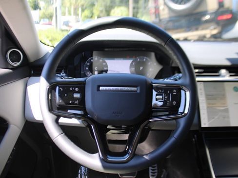 Used 2024 Land Rover Range Rover Evoque Dynamic SE image 14