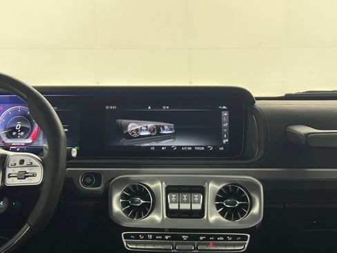 Used 2023 Mercedes-Benz G 63 AMG 4MATIC w/ Night Package Magno image 17
