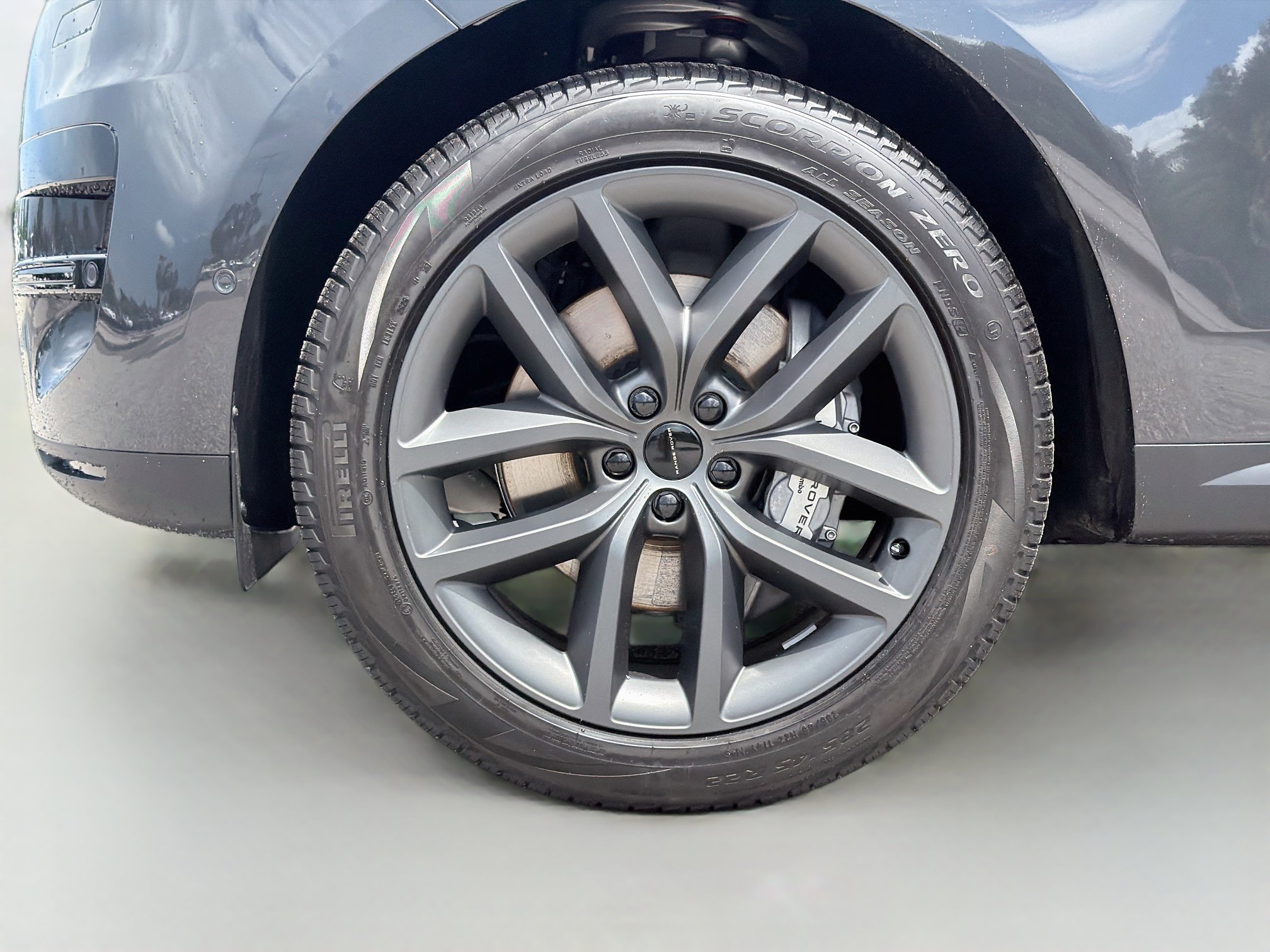 New 2027 Land Rover Range Rover Sport SE AWD/4WD image 43