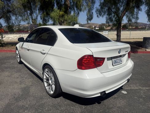 Used 2011 BMW 335i Sedan RWD image 7